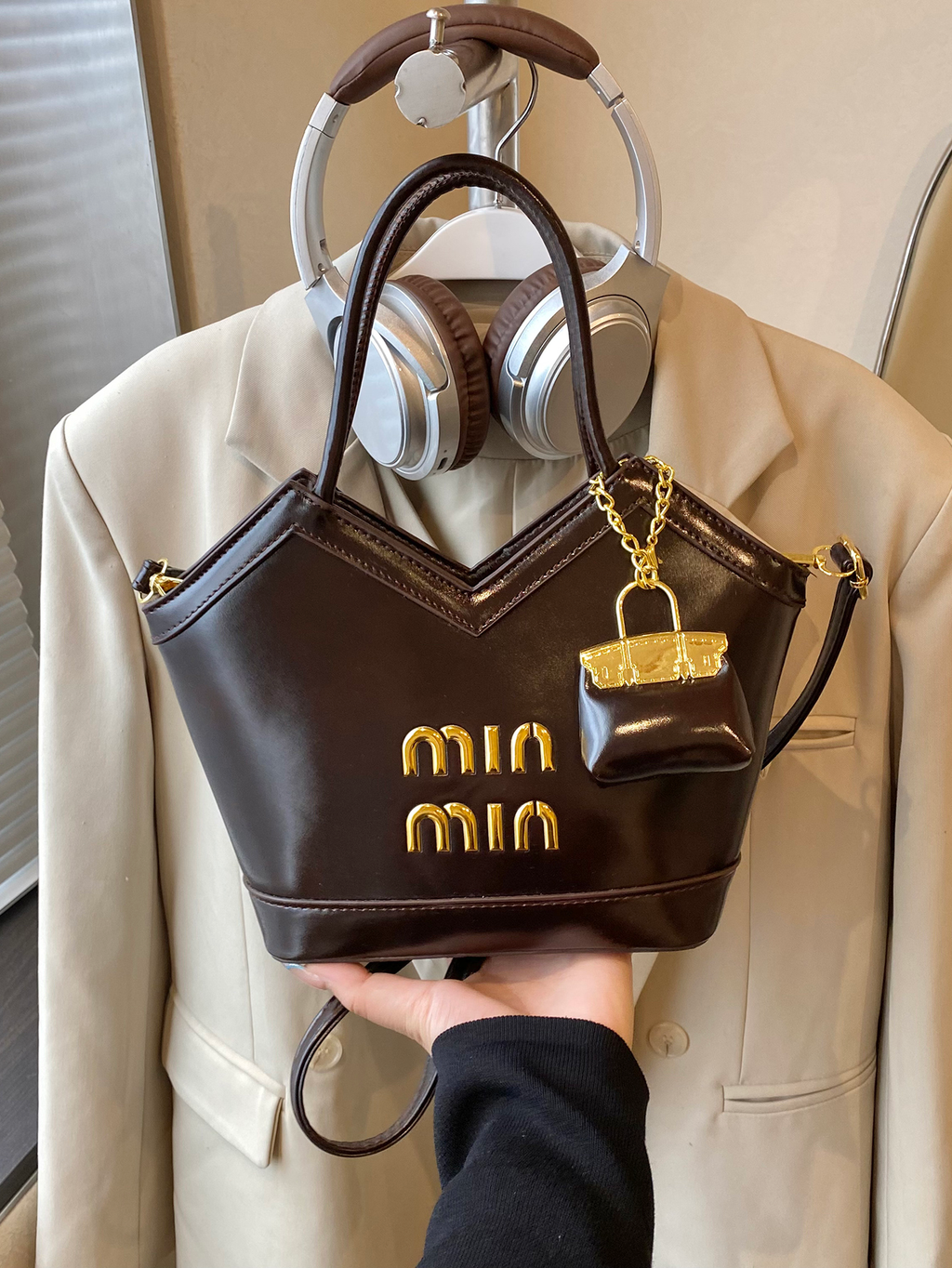 Modern Chic All-Season PU/Artificial Leather/Microfiber Leather Women's Crossbody Bags Other Bags | Color: Coffee | Image 3