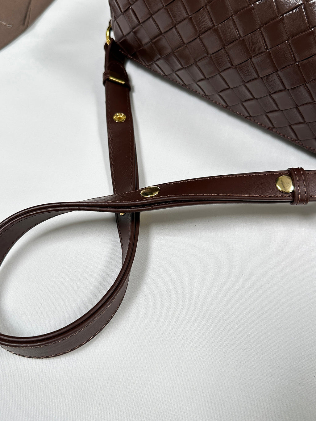 Modern Chic All-Season PU/Artificial Leather/Microfiber Leather Women's Crossbody Bags Other Bags | Color: Brown | Image 2
