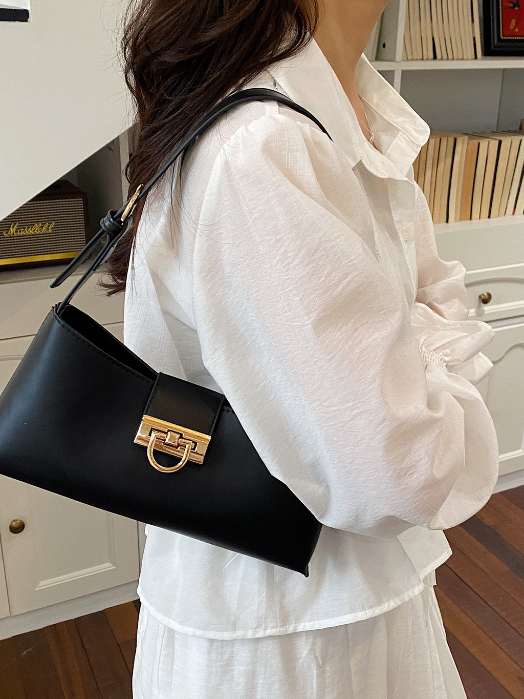 Modern Chic All-Season PU/Artificial Leather/Microfiber Leather Women's Handbags Other Bags | Color: Black | Image 2