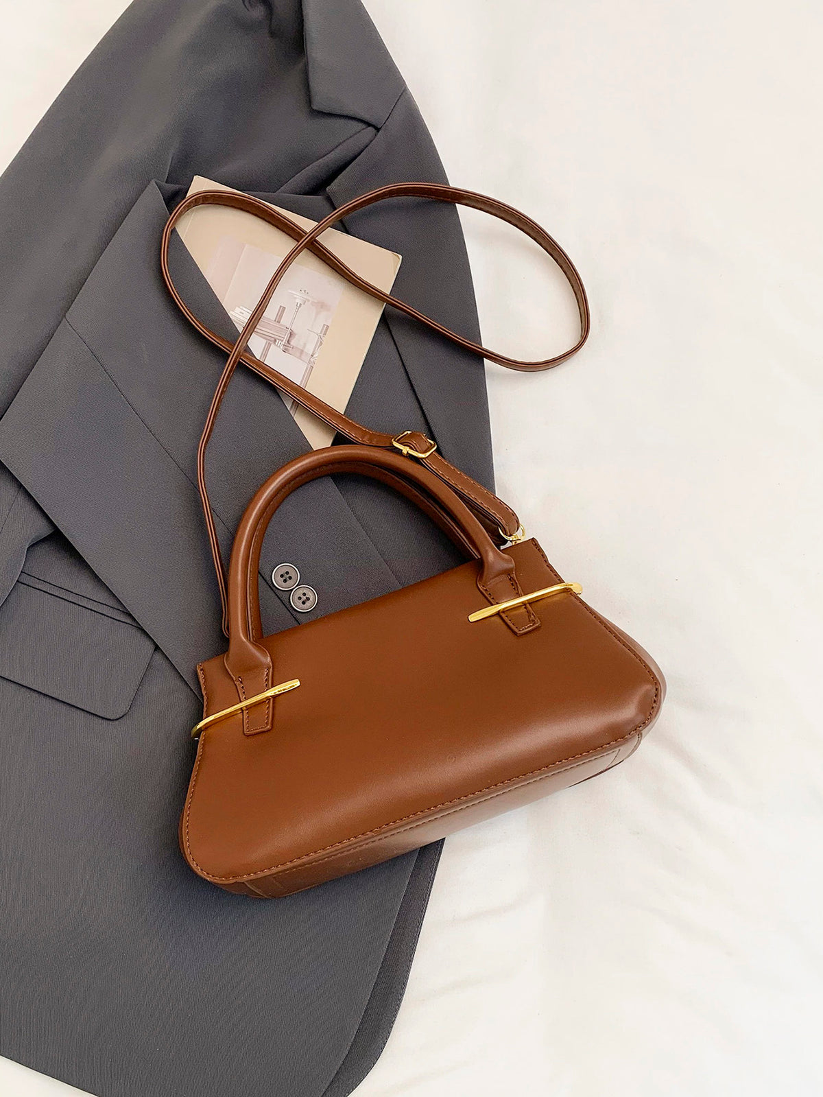 Modern Chic All-Season PU/Artificial Leather/Microfiber Leather Women's Crossbody Bags Other Bags | Color: Coffee | Image 3