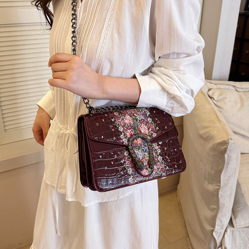 Modern Chic All-Season PU/Artificial Leather/Microfiber Leather Women's Shoulder Bags Other Bags | Color: Deep Red | Image 1