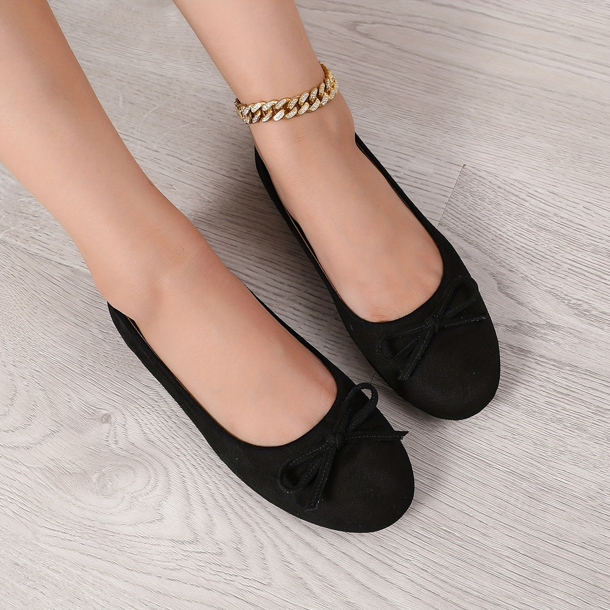 Modern Chic All-Season Cloth / Textile Women's Flat Shoes | Color: Black | Image 2