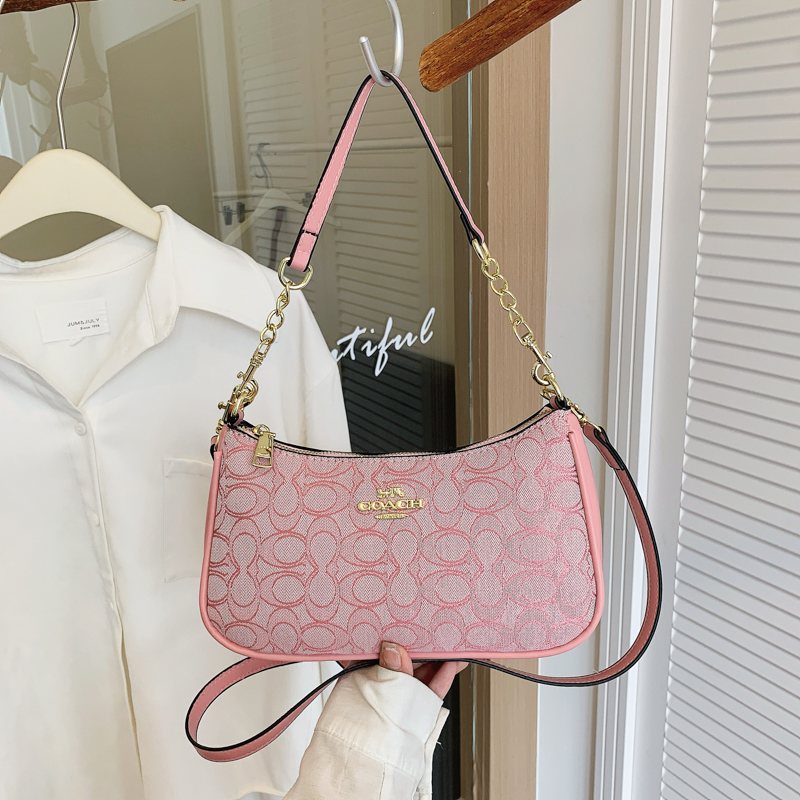 Modern Chic All-Season PU/Artificial Leather/Microfiber Leather Women's Handbags Other Bags | Color: Pink | Image 3