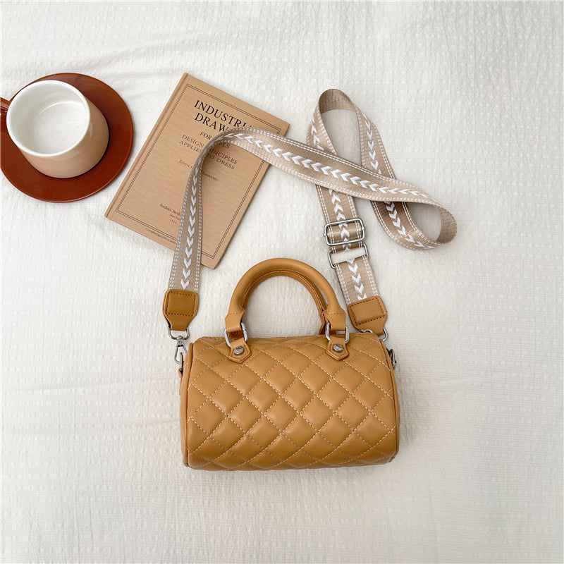 Modern Chic All-Season PU/Artificial Leather/Microfiber Leather Women's Handbags Other Bags | Color: Khaki | Image 3