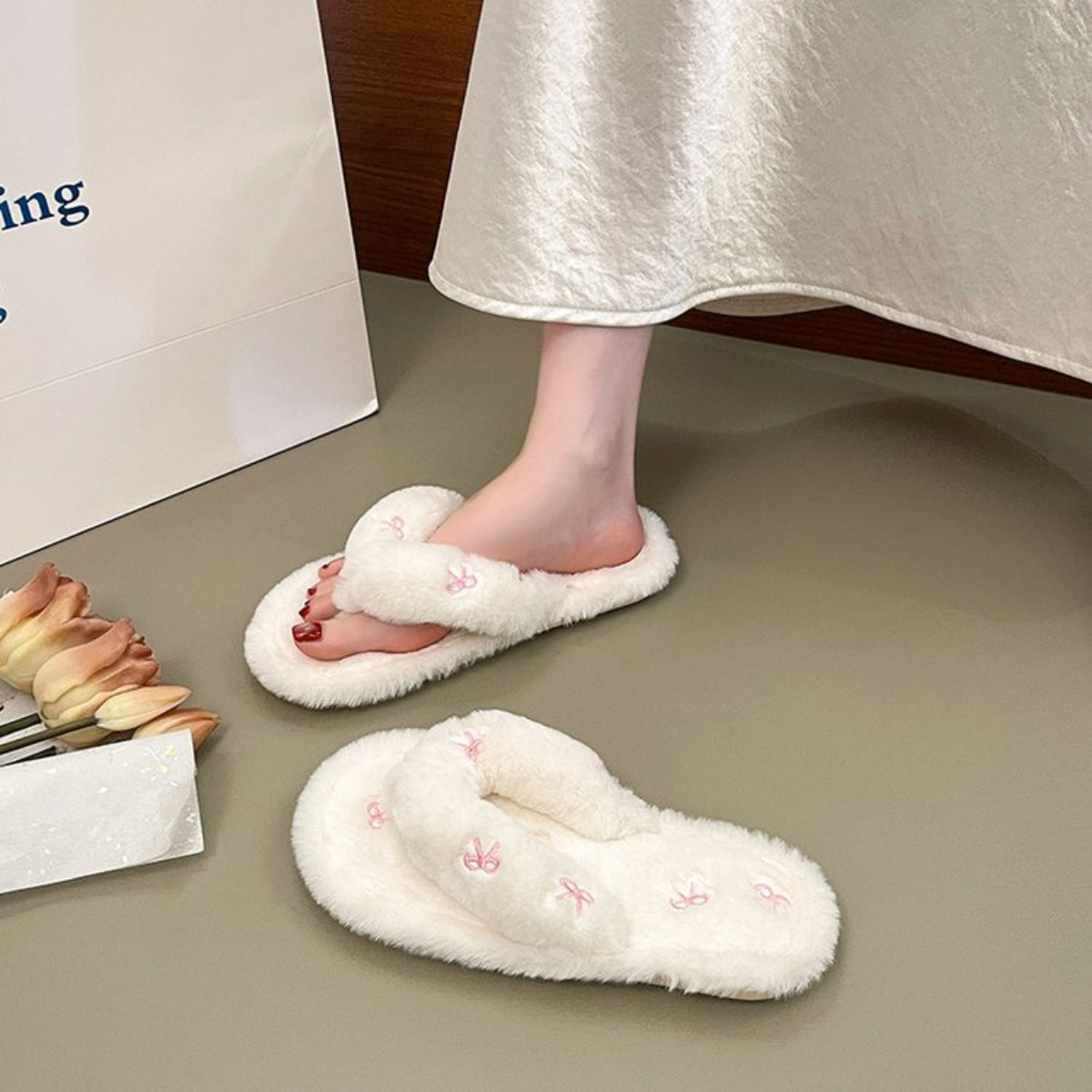Modern Chic All-Season Others Women's Home Slippers | Color: Style 1 | Image 3