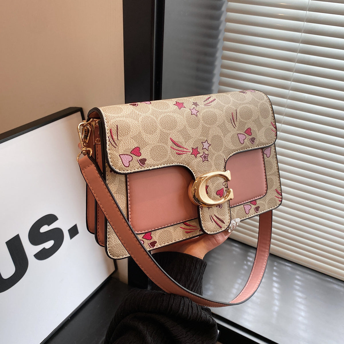Modern Chic All-Season PU/Artificial Leather/Microfiber Leather Women's Shoulder Bags Other Bags | Color: Pink | Image 2