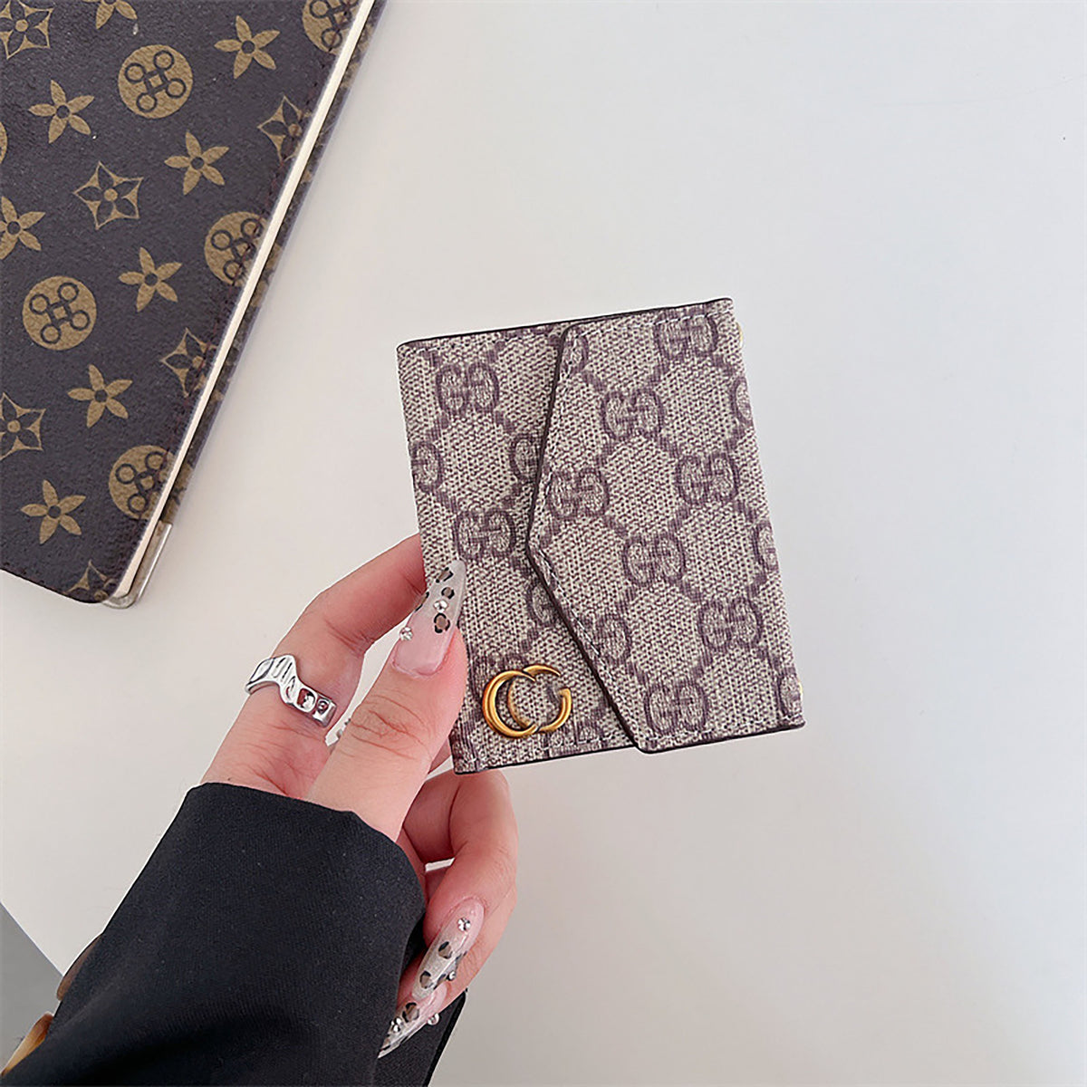 Modern Chic All-Season PU/Artificial Leather/Microfiber Leather, Cloth / Textile, Faux Fur Women's Functional Bags Purses/Wallet | Color: Style 3 | Image 1