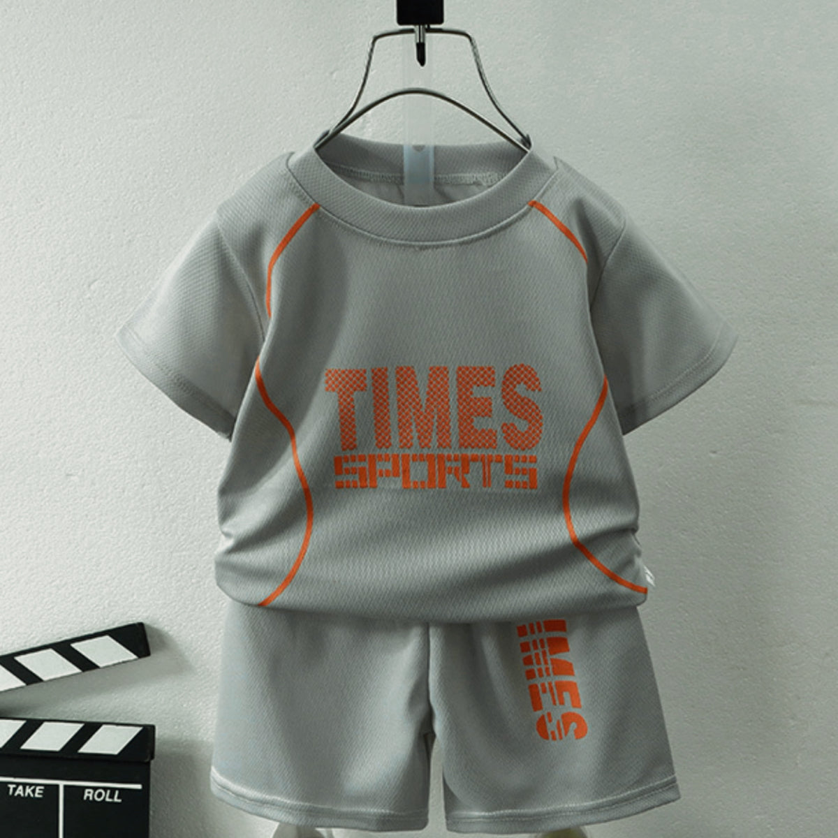 Minimalist Summer 2-Piece Unisex Kids' Pants Suit, Ages 3-13 | Color: Grey | Image 3