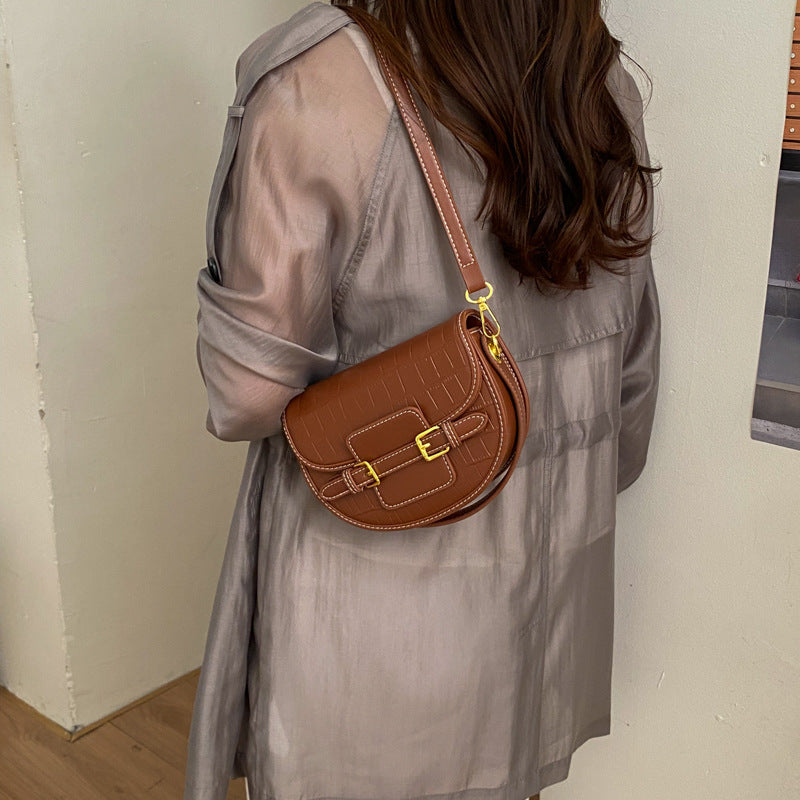 Modern Chic All-Season PU/Artificial Leather/Microfiber Leather Women's Crossbody Bags Saddle Bags | Color: Brown | Image 1