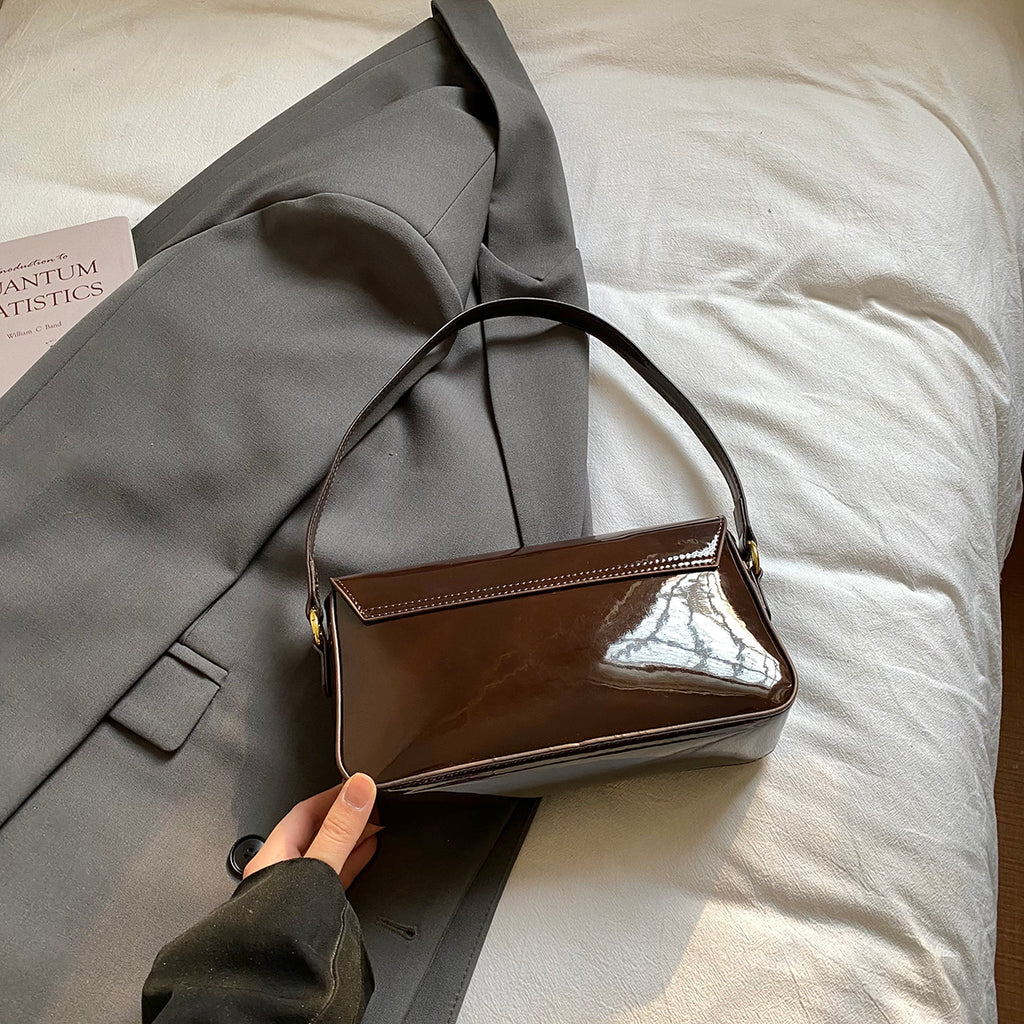Modern Chic All-Season PU/Artificial Leather/Microfiber Leather Women's Handbags Other Bags | Color: Coffee | Image 3