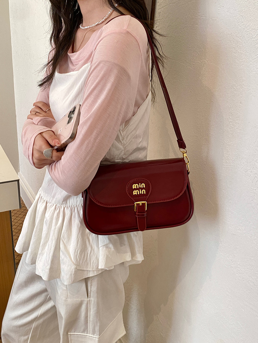Modern Chic All-Season PU/Artificial Leather/Microfiber Leather Women's Crossbody Bags Other Bags | Color: Brick Red | Image 1