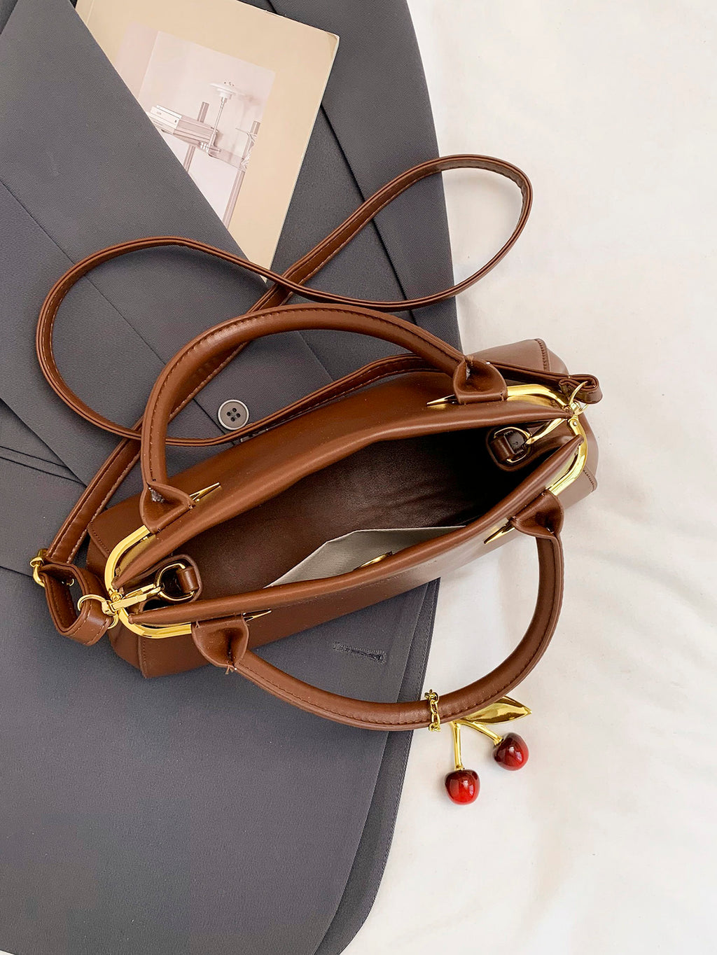 Modern Chic All-Season PU/Artificial Leather/Microfiber Leather Women's Crossbody Bags Other Bags | Color: Coffee | Image 2