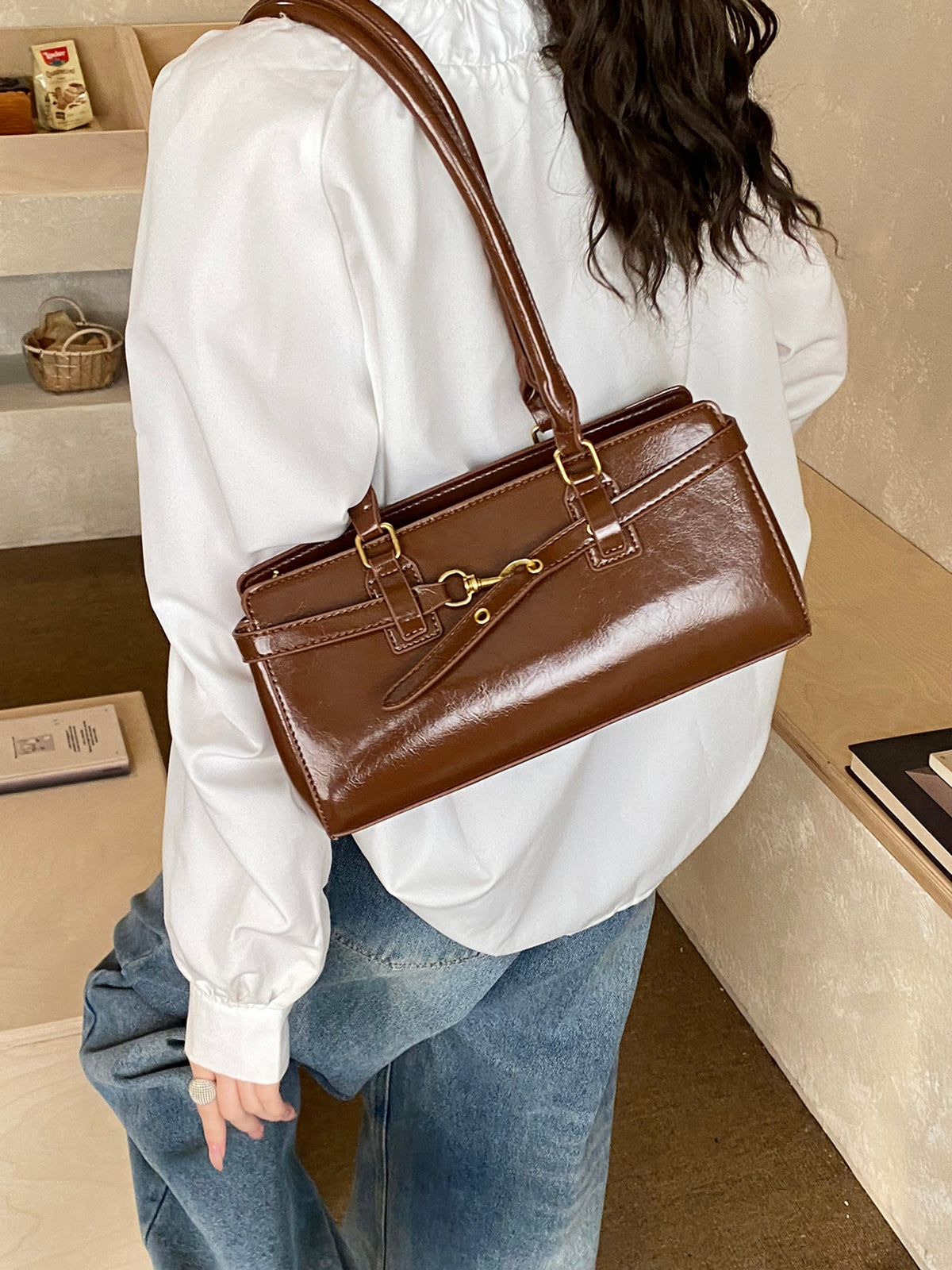 Modern Chic All-Season PU/Artificial Leather/Microfiber Leather Women's Shoulder Bags Other Bags | Color: Brown | Image 1