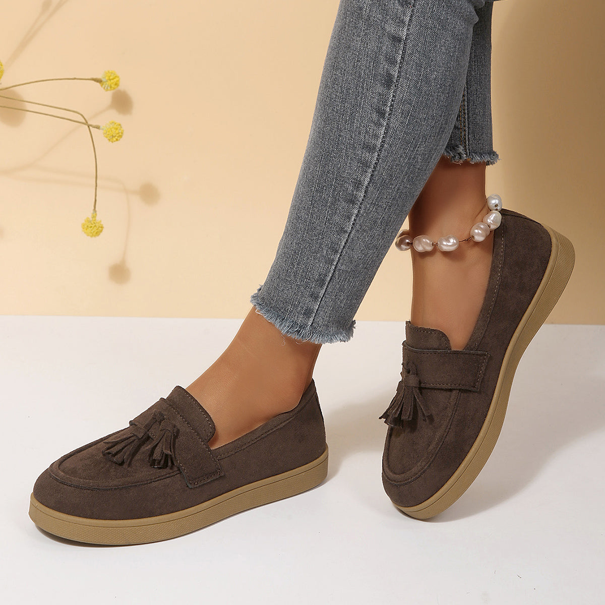 Modern Chic All-Season PU/Artificial Leather/Microfiber Leather Women's Flat Shoes | Color: Khaki | Image 2