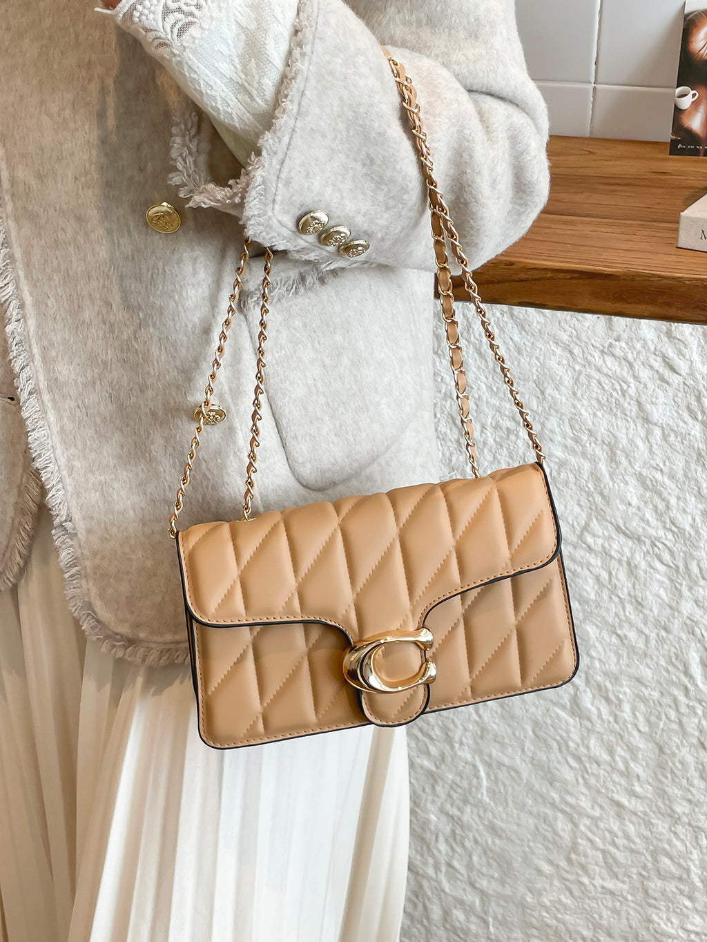 Modern Chic All-Season PU/Artificial Leather/Microfiber Leather Women's Crossbody Bags Other Bags | Color: Khaki | Image 1