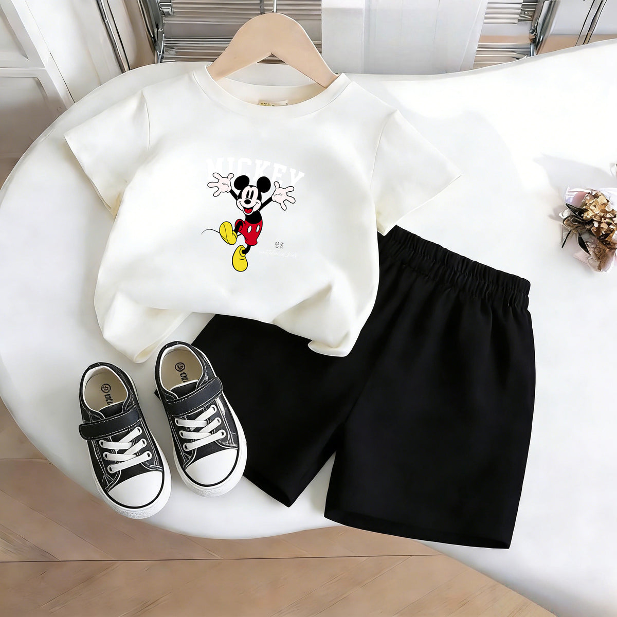 Modern Chic All-Season Casual Sporty Summer 2-Piece Unisex Kids' Pants Suit | Color: White | Image 1