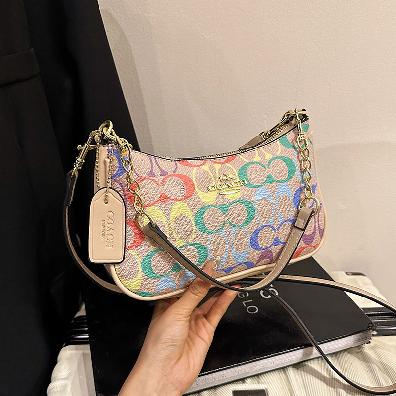 Modern Chic All-Season PU/Artificial Leather/Microfiber Leather Women's Handbags Other Bags | Color: Khaki | Image 2