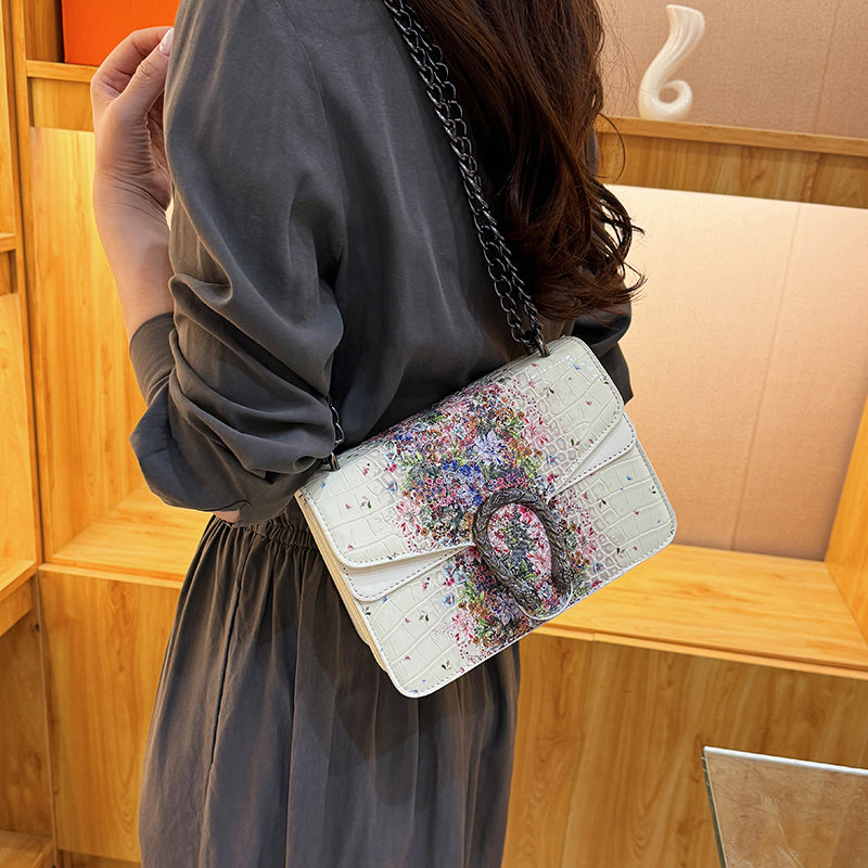 Modern Chic All-Season PU/Artificial Leather/Microfiber Leather Women's Shoulder Bags Other Bags | Color: White | Image 1