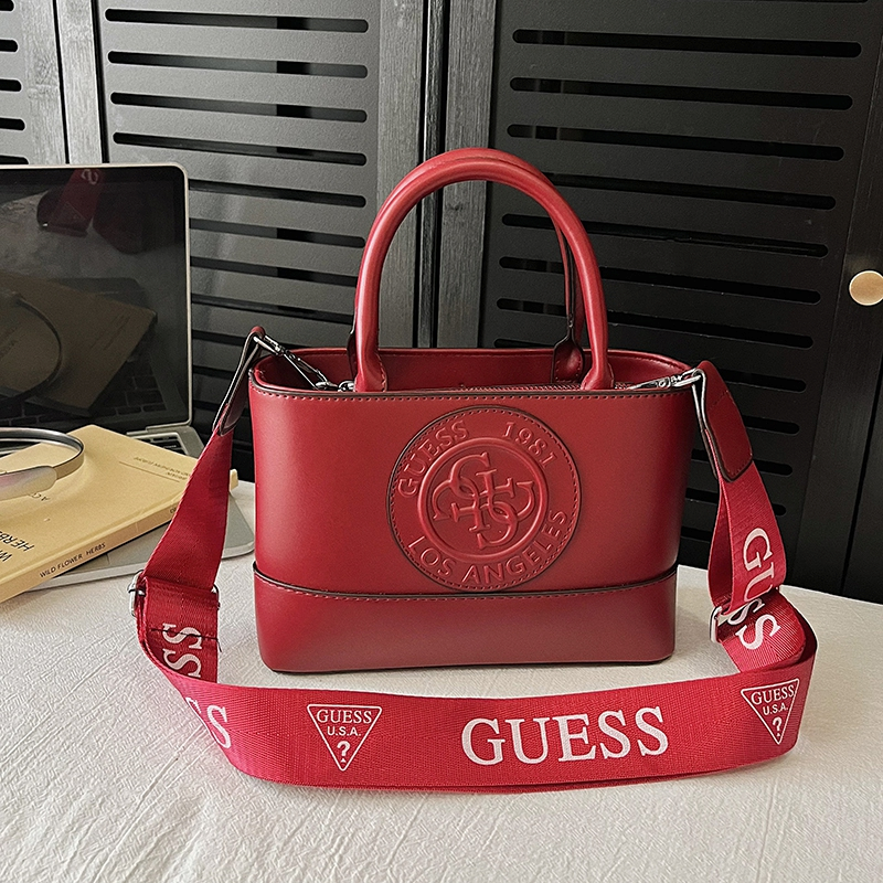 Modern Chic All-Season PU/Artificial Leather/Microfiber Leather, Cloth / Textile Women's Crossbody Bags Other Bags | Color: Red | Image 3