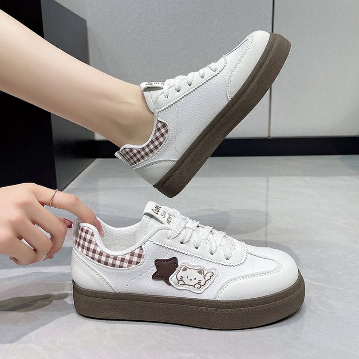 Modern Chic All-Season Others Women's Skate Shoes | Color: Khaki | Image 1