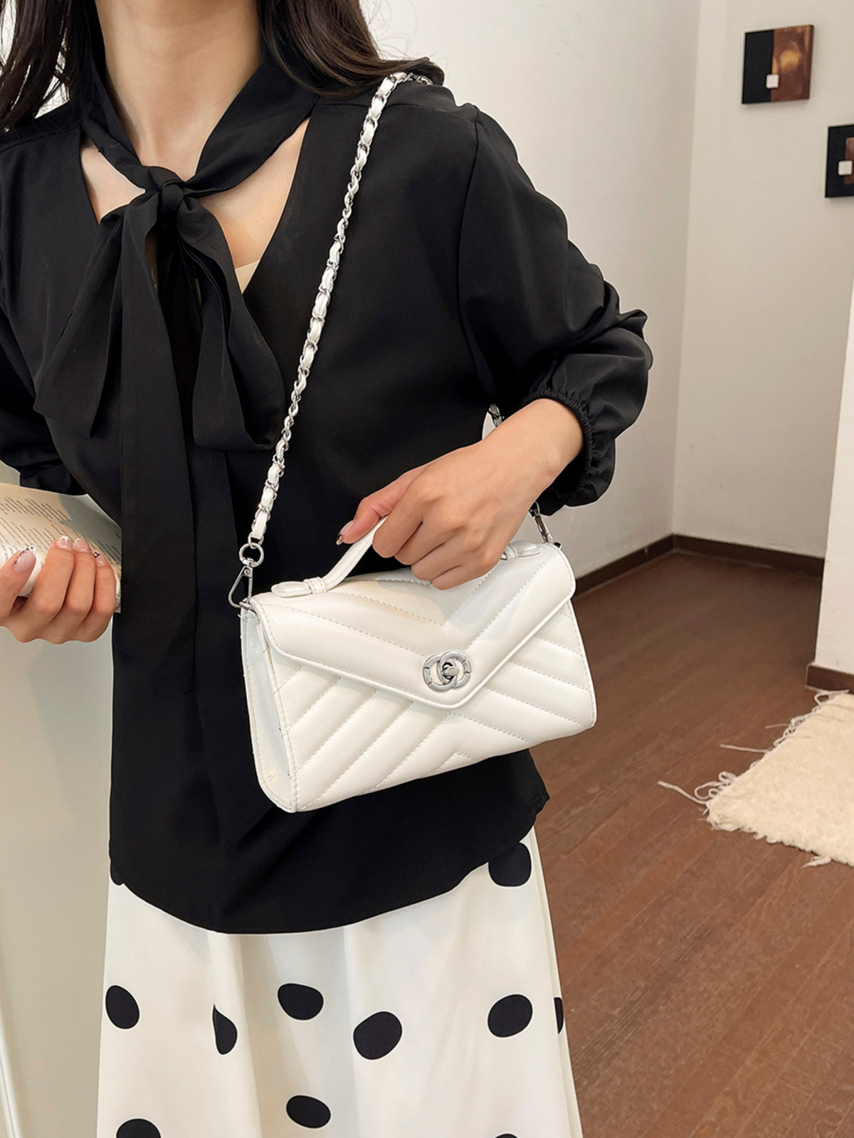 Modern Chic All-Season PU/Artificial Leather/Microfiber Leather Women's Crossbody Bags Other Bags | Color: White | Image 2