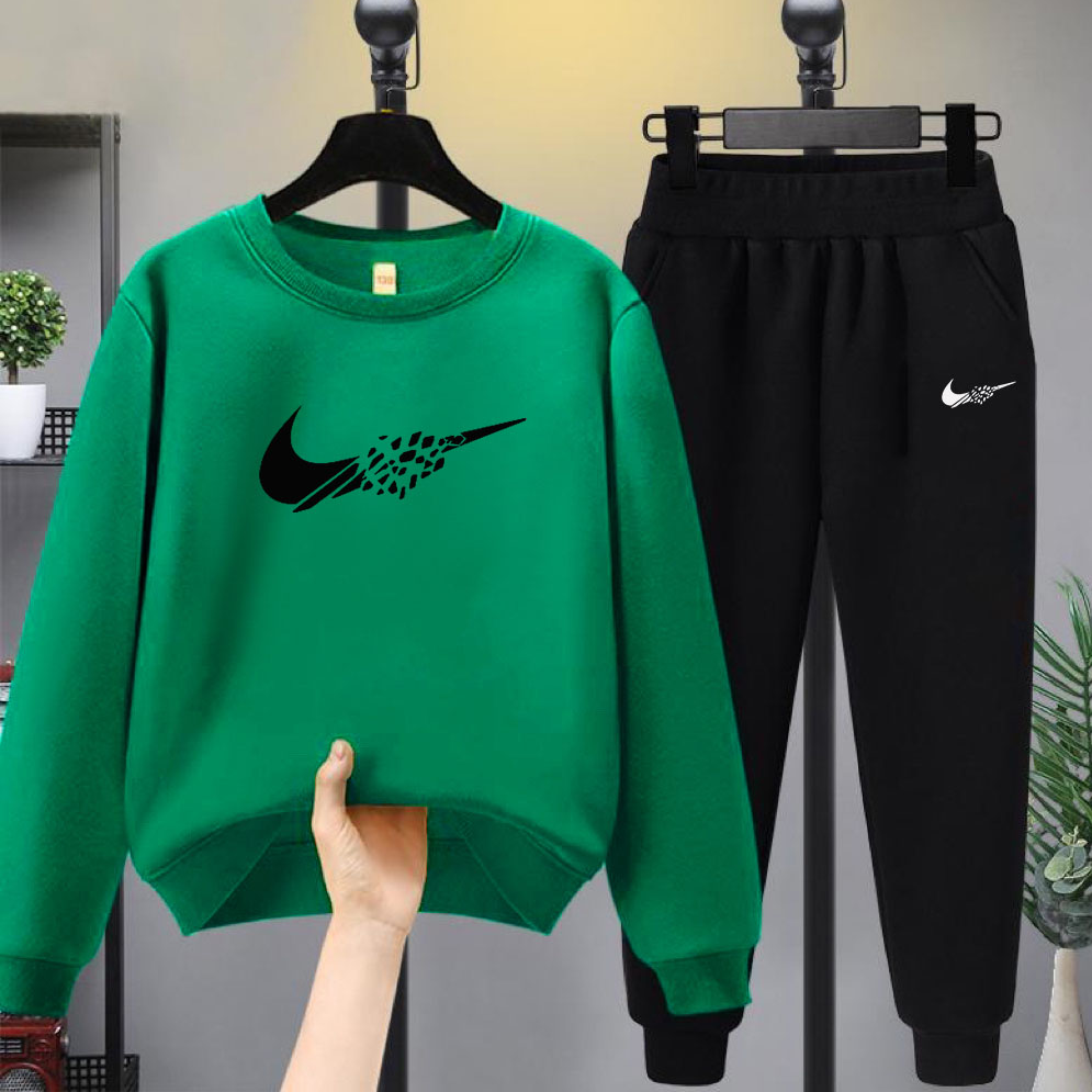 Modern Chic All-Season Casual Sporty Autumn 2-Piece Boys' Pants Suit, Ages 3-14 | Color: Green | Image 1