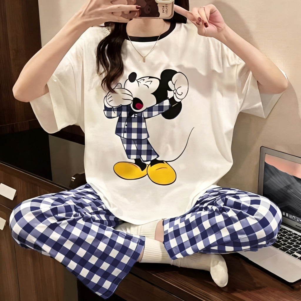 Modern Chic All-Season Sweet Feminine Summer 2 Pcs Women 's Short  Sleeve Sleep Set | Color: Style 2 | Image 1