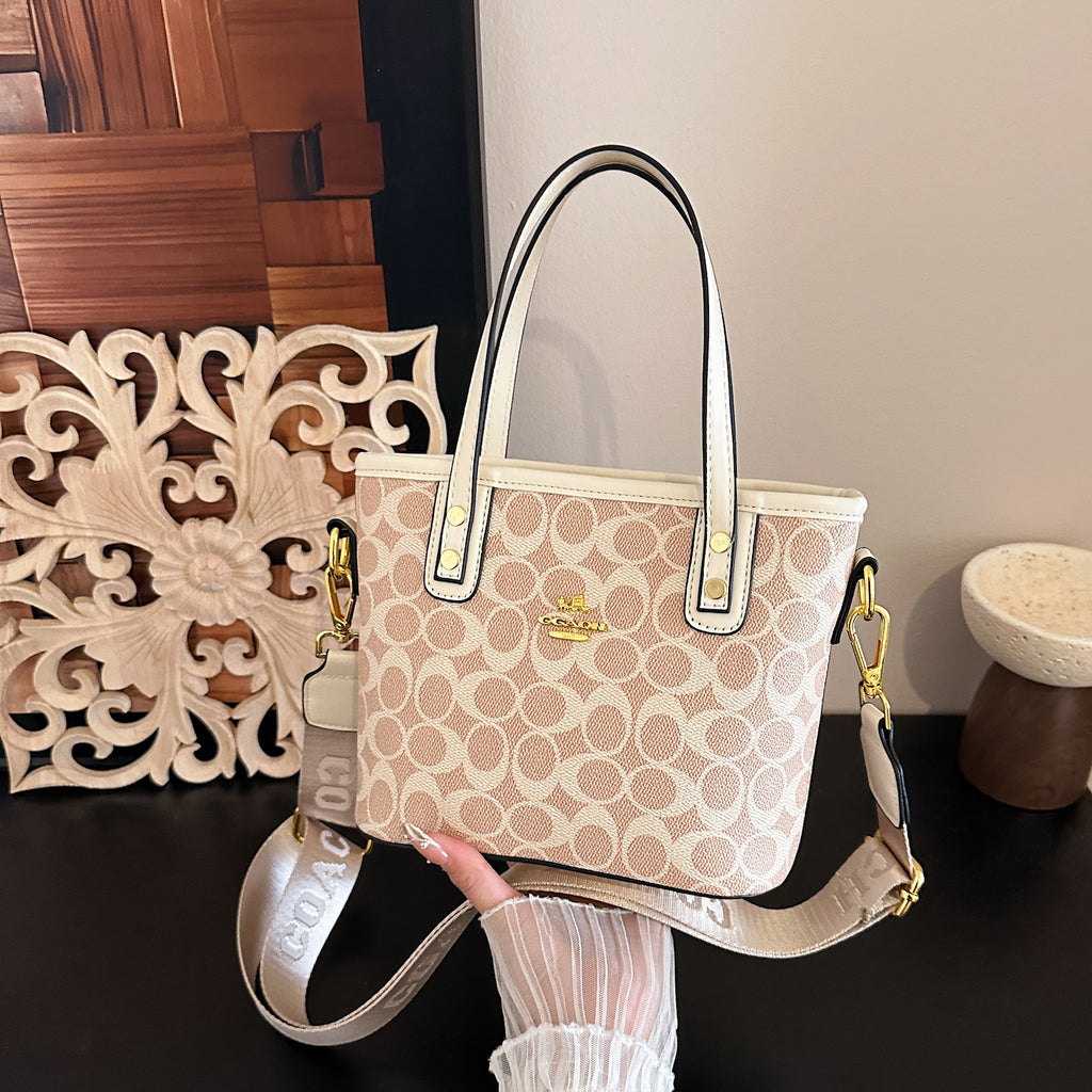 Modern Chic All-Season PU/Artificial Leather/Microfiber Leather Women's Crossbody Bags Other Bags | Color: White | Image 2