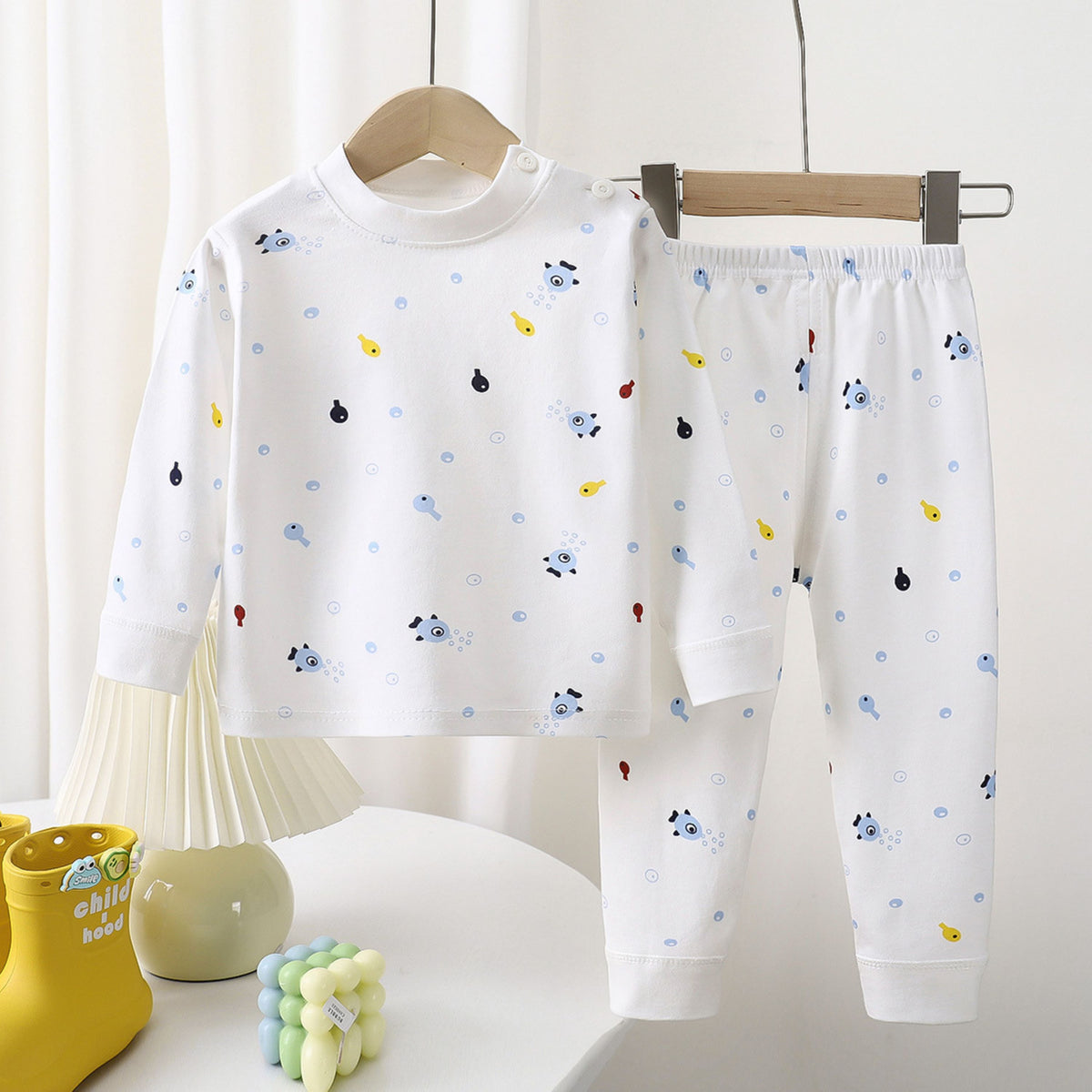 Sweet & Cute Spring 2-Piece Unisex Kids' Pajama Set, Ages 2-7 | Color: Style 2 | Image 2