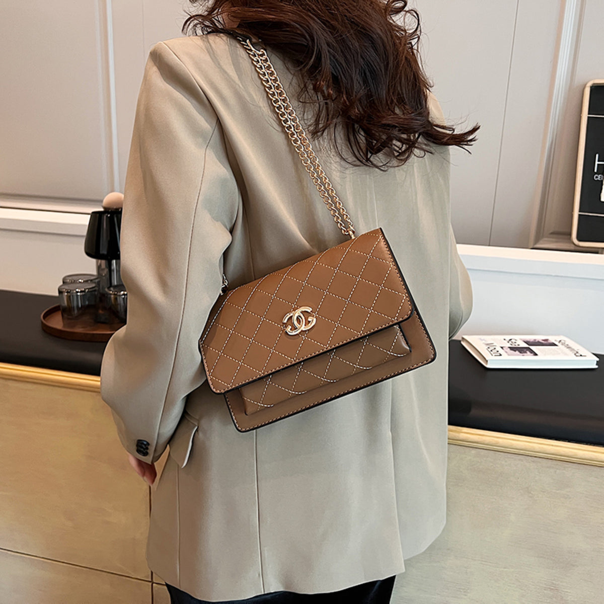Modern Chic All-Season PU/Artificial Leather/Microfiber Leather Women's Handbags Other Bags | Color: Khaki | Image 1