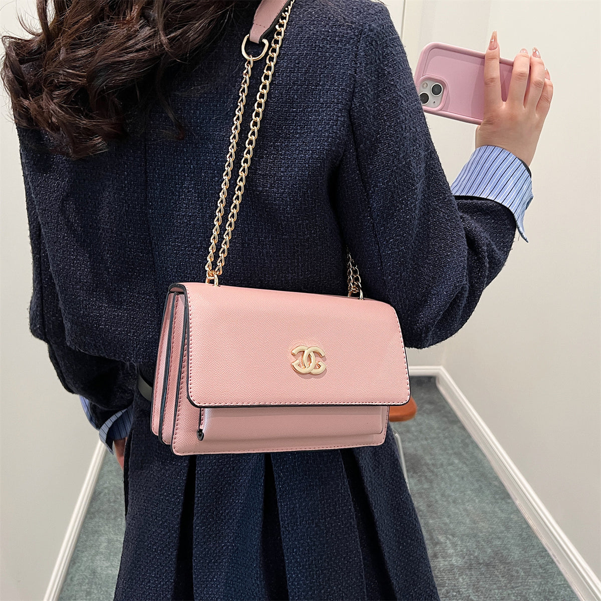 Modern Chic All-Season PU/Artificial Leather/Microfiber Leather Women's Crossbody Bags Other Bags | Color: Pink | Image 2