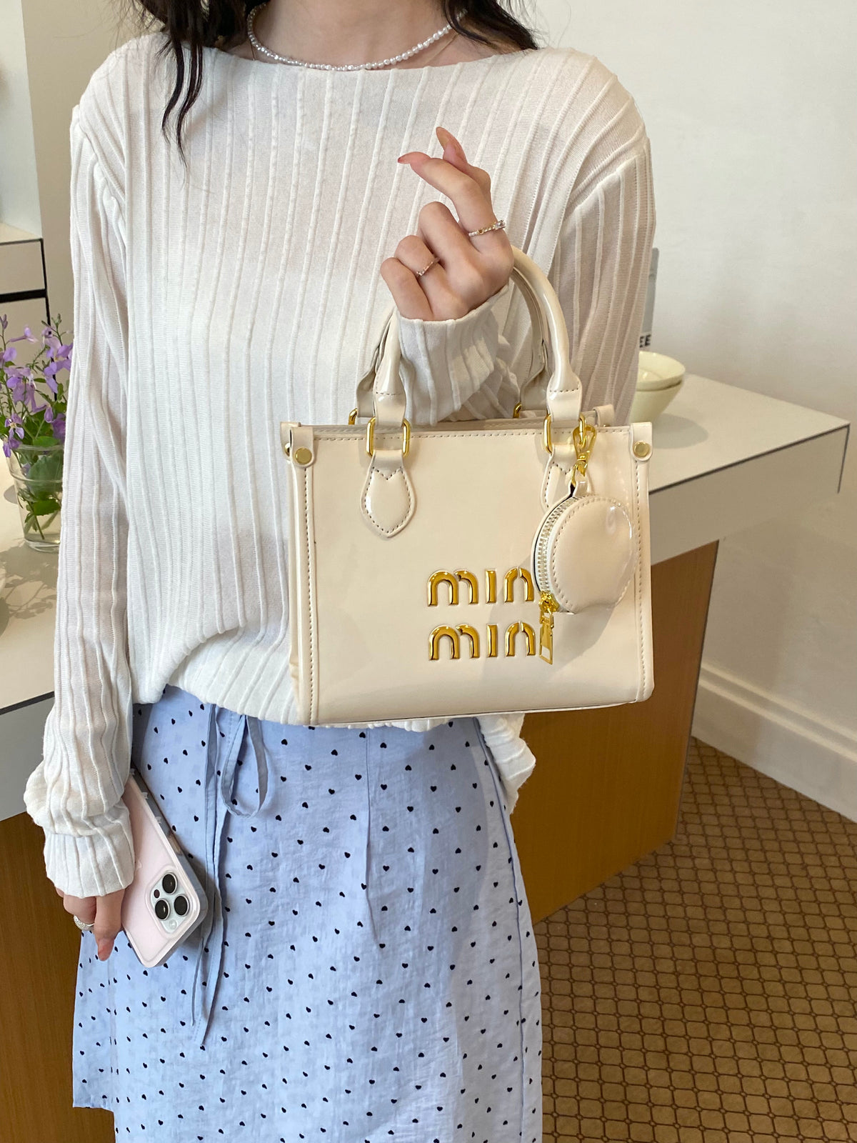 Modern Chic All-Season PU/Artificial Leather/Microfiber Leather Women's Shoulder Bags Other Bags | Color: Khaki | Image 1
