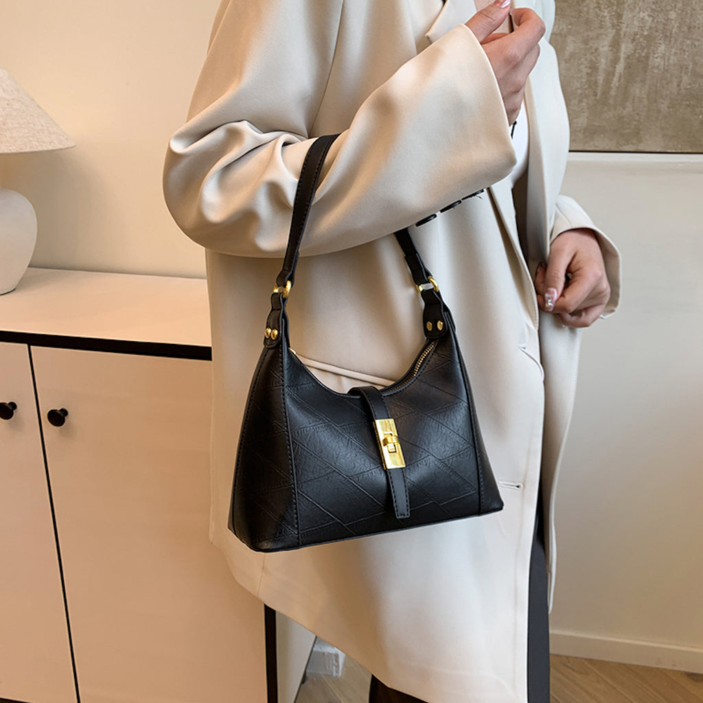 Modern Chic All-Season PU/Artificial Leather/Microfiber Leather Women's Handbags Other Bags | Color: Black | Image 3