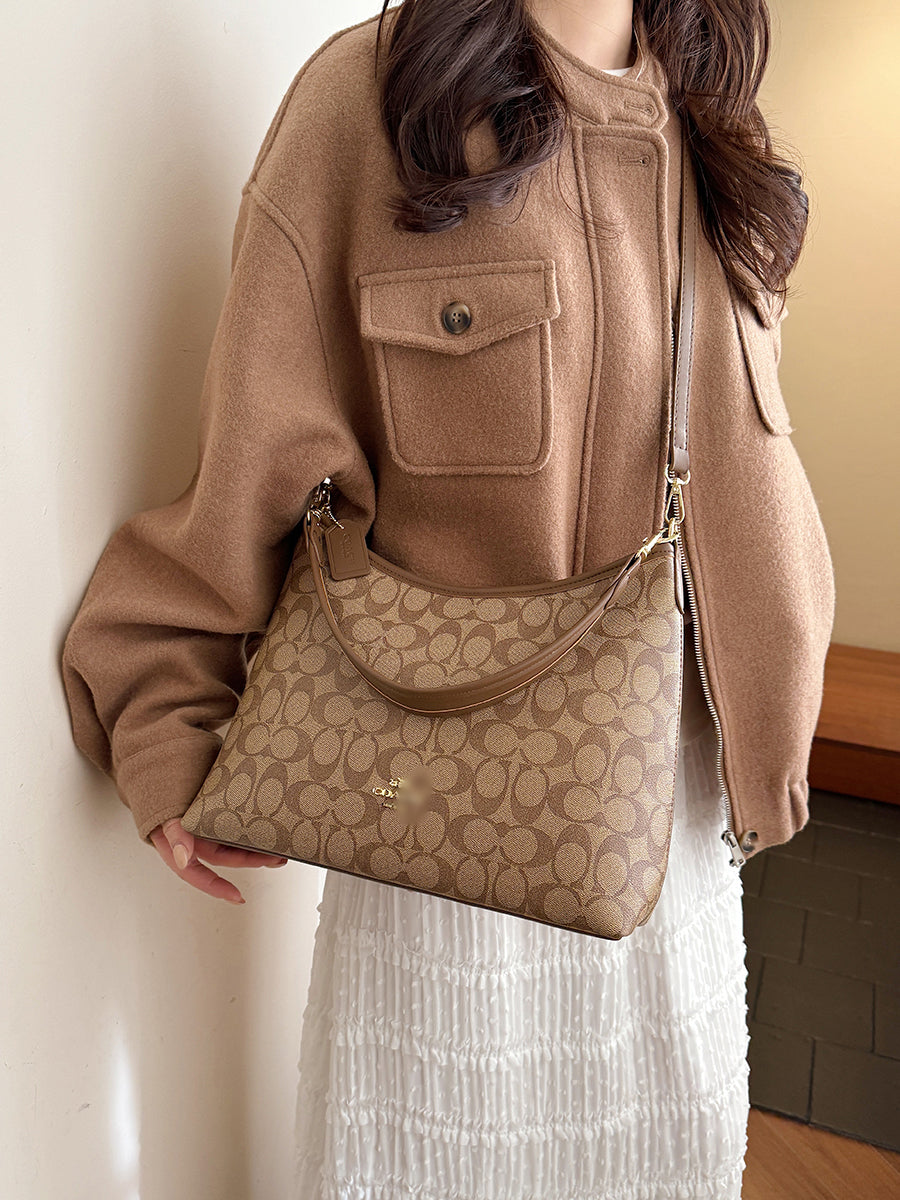 Modern Chic All-Season PU/Artificial Leather/Microfiber Leather, Cloth / Textile Women's Shoulder Bags Tote Bags | Color: Style 2 | Image 1