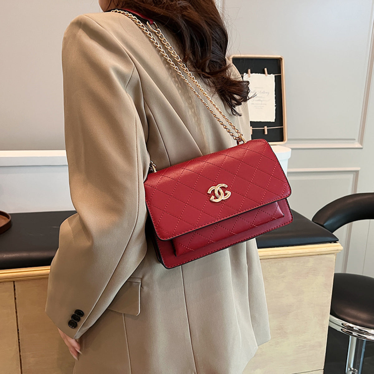Modern Chic All-Season PU/Artificial Leather/Microfiber Leather Women's Handbags Other Bags | Color: Red | Image 1