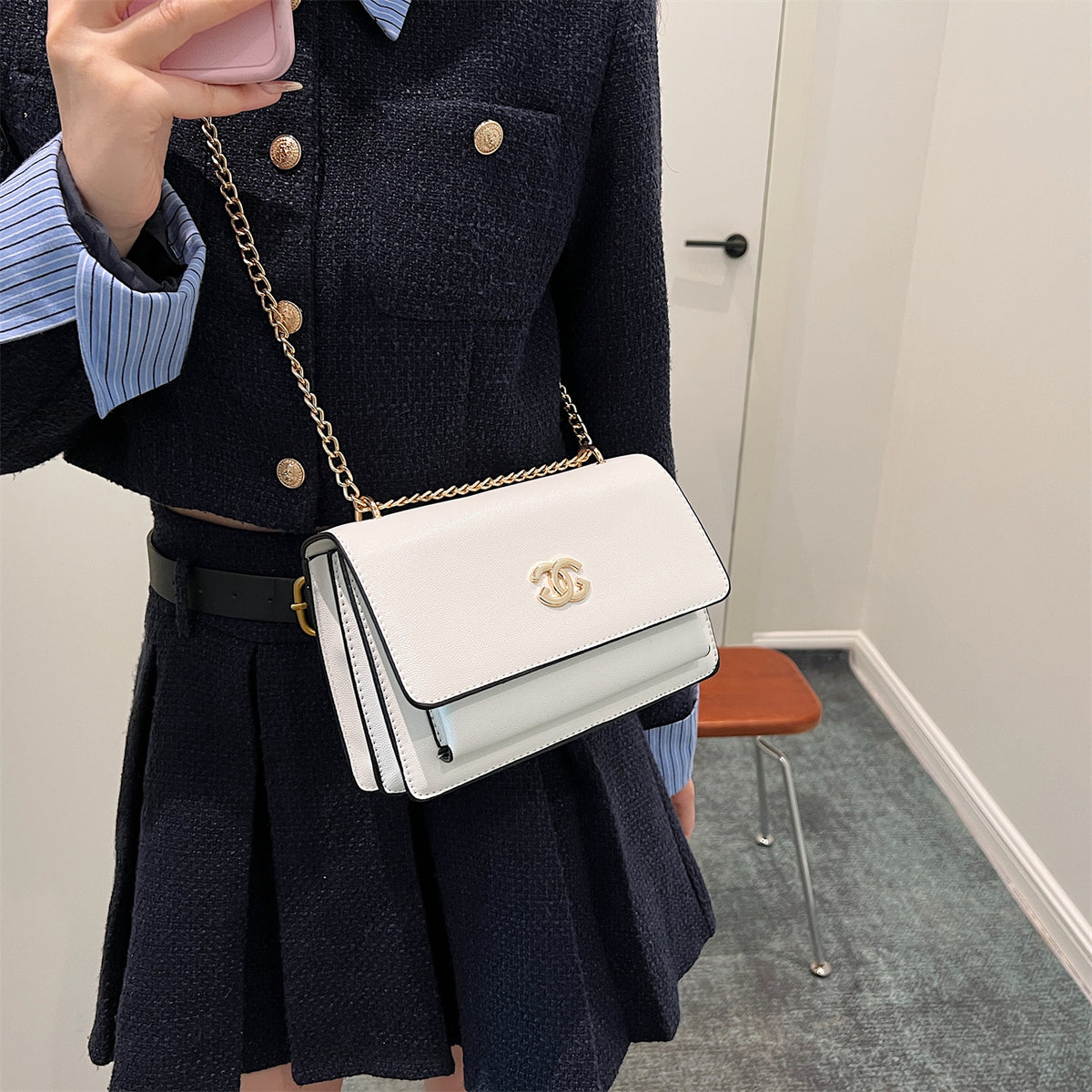 Modern Chic All-Season PU/Artificial Leather/Microfiber Leather Women's Crossbody Bags Other Bags | Color: White | Image 1