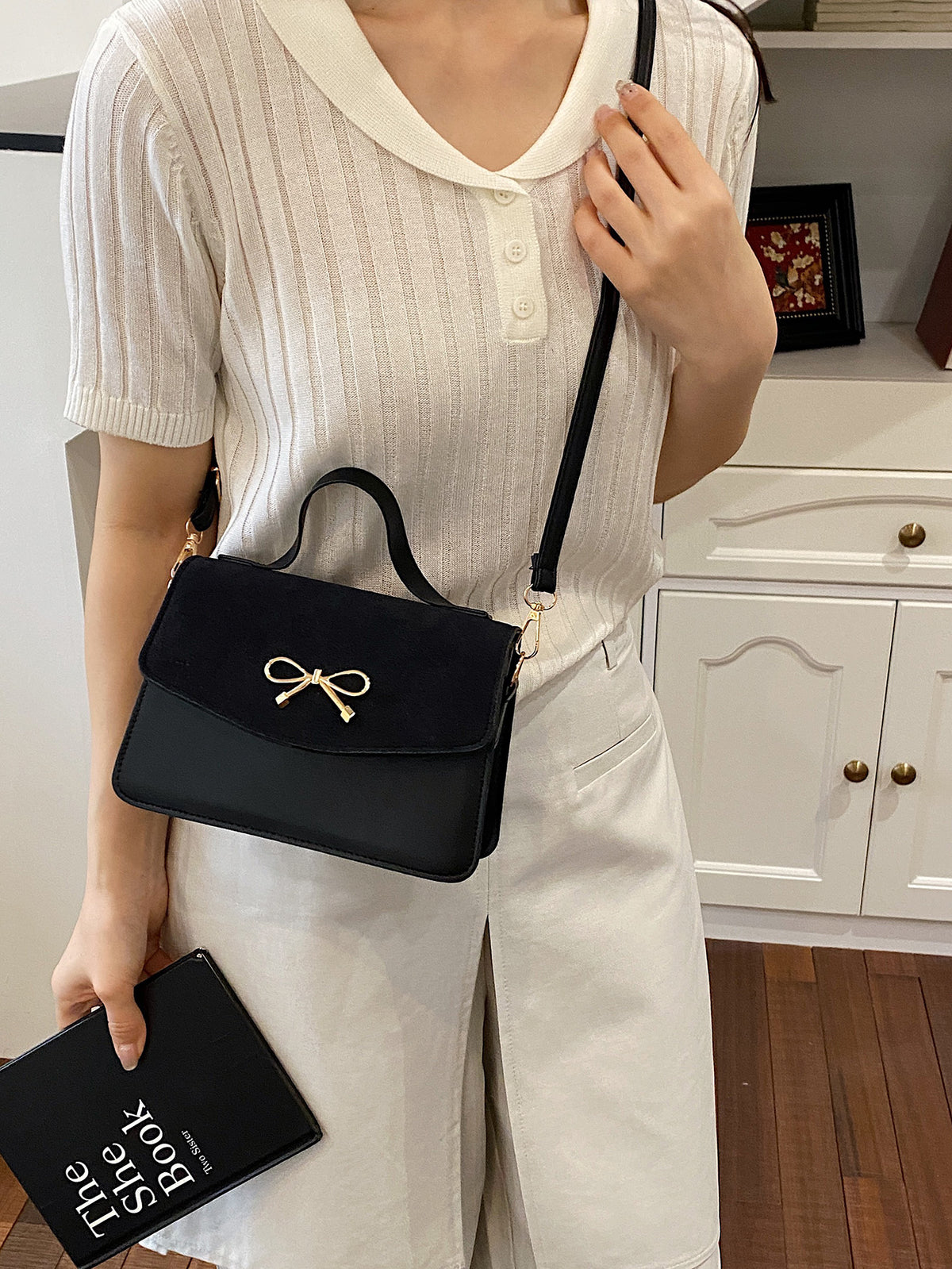 Modern Chic All-Season PU/Artificial Leather/Microfiber Leather Women's Crossbody Bags Other Bags | Color: Black | Image 1
