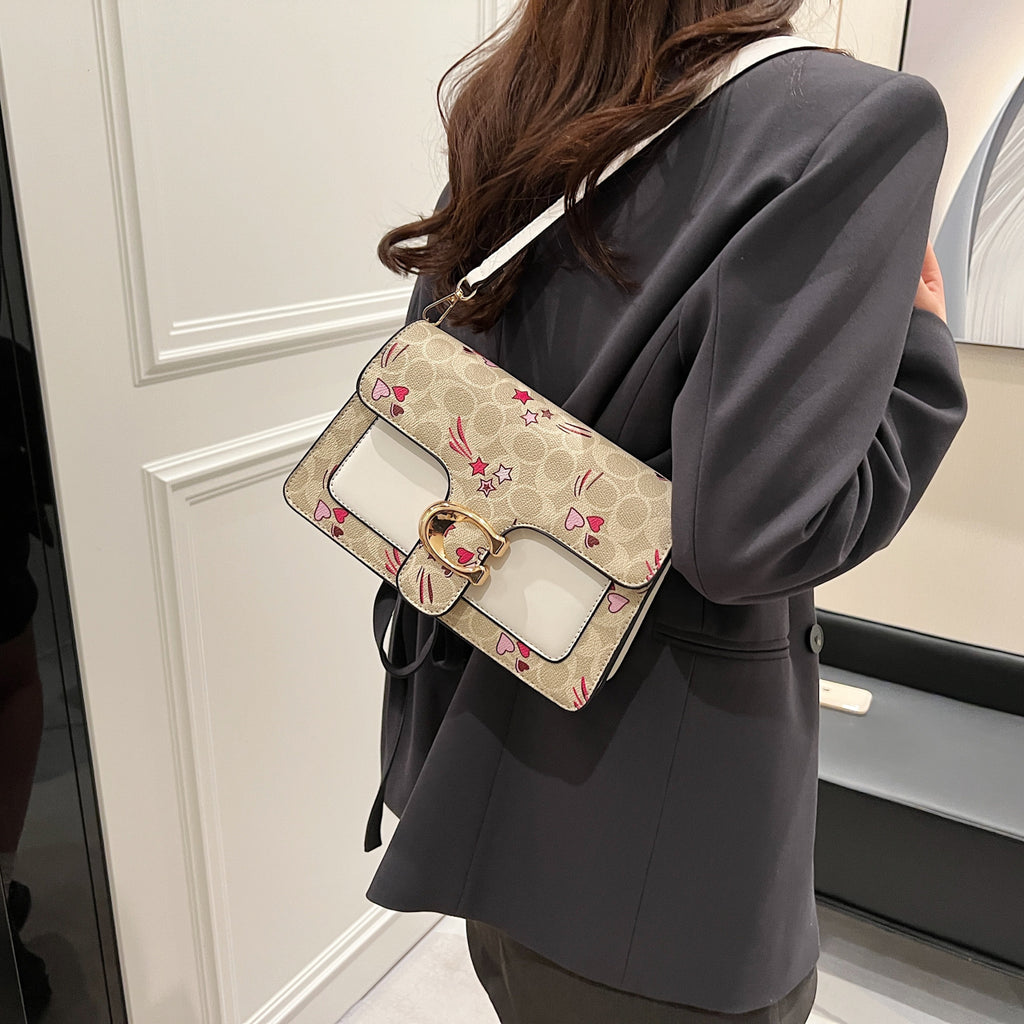 Modern Chic All-Season PU/Artificial Leather/Microfiber Leather Women's Shoulder Bags Other Bags | Color: White | Image 1