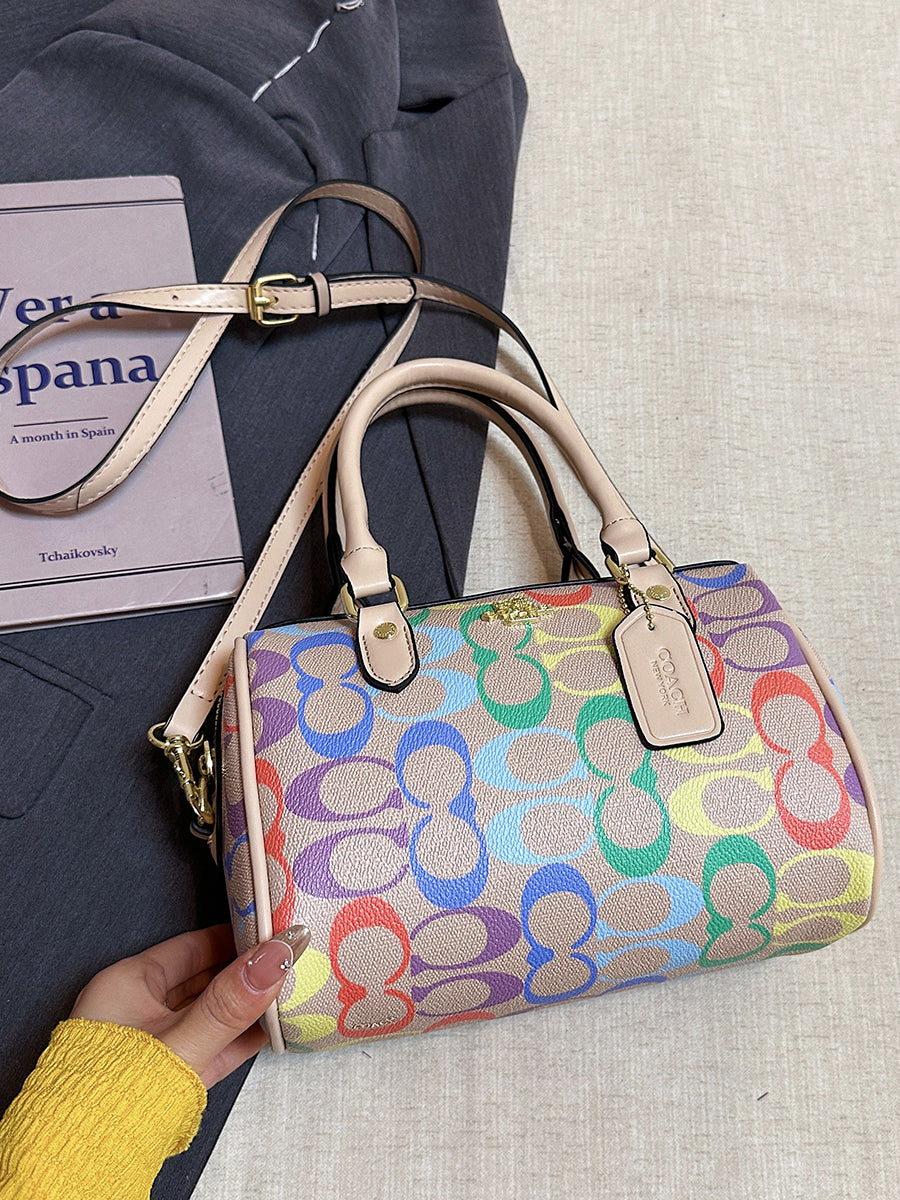Modern Chic All-Season PU/Artificial Leather/Microfiber Leather Women's Handbags Other Bags | Color: Khaki | Image 2