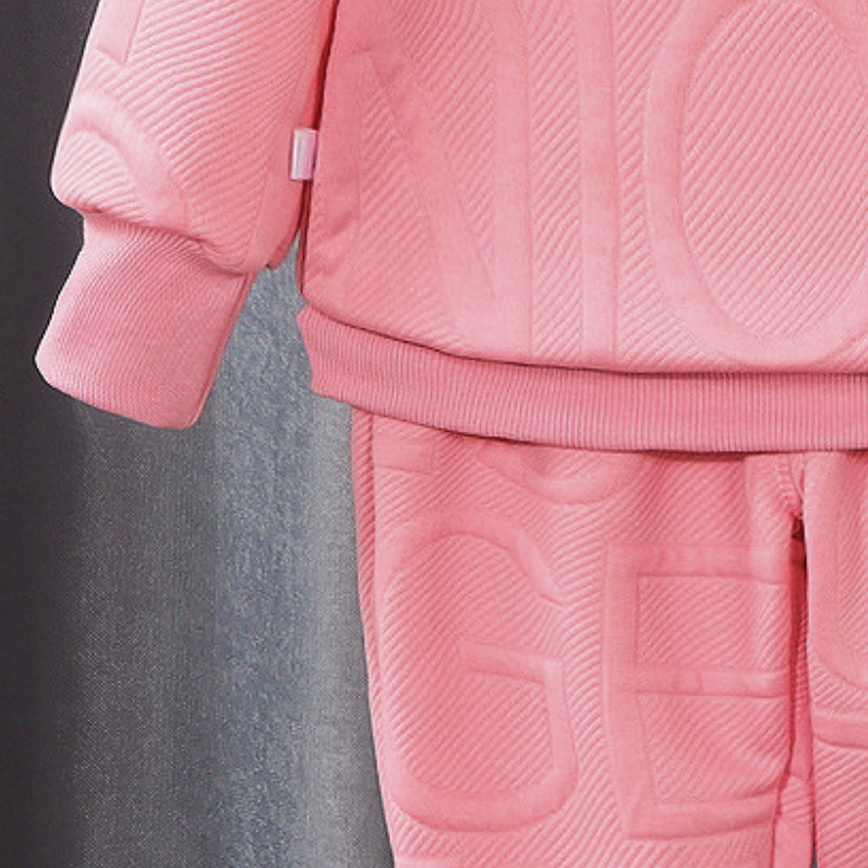 Minimalist Autumn Jacquard Weave 2-Piece Unisex Kids' Pants Suit, Ages 1-6 | Color: Pink | Image 2