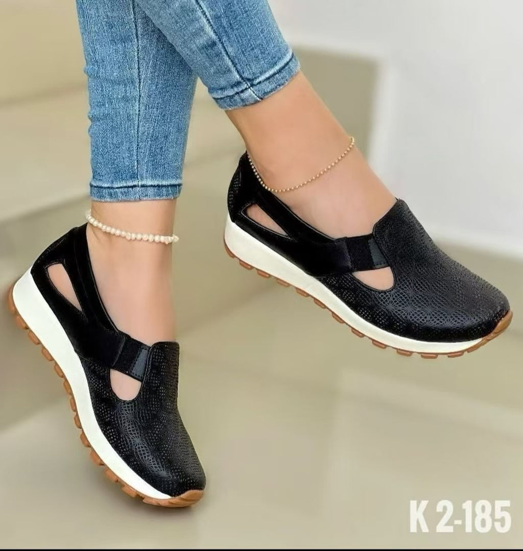 Modern Chic All-Season PU/Artificial Leather/Microfiber Leather Women's Casual Shoes | Color: Black | Image 1
