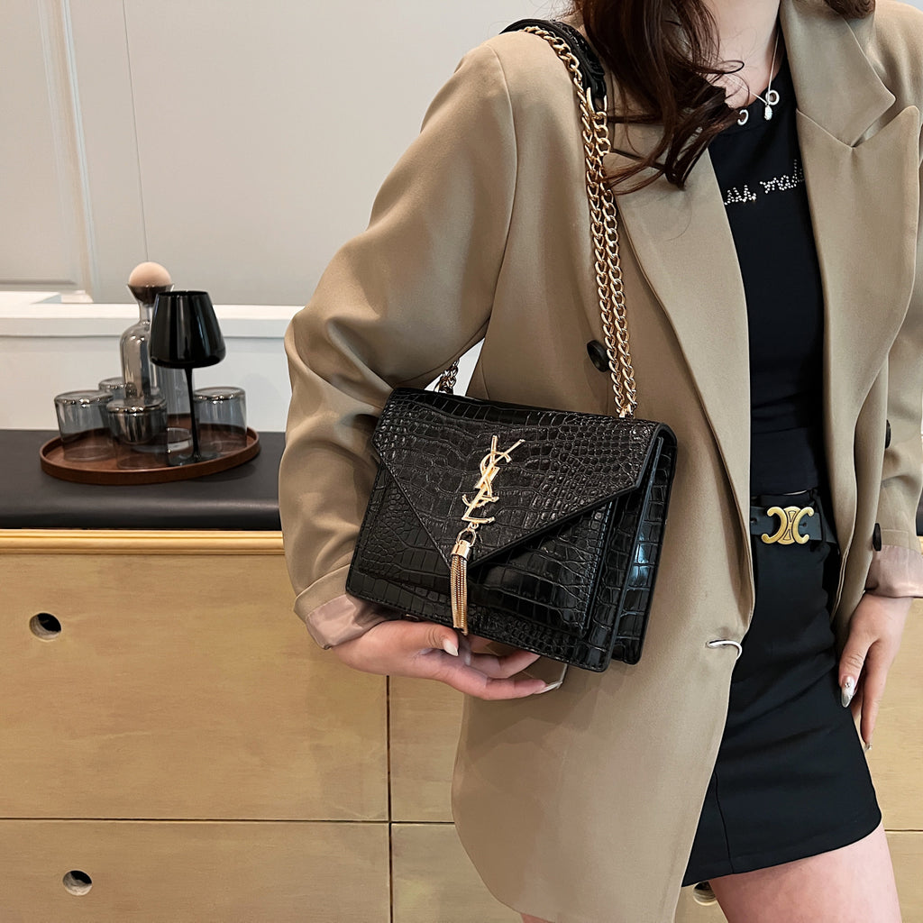 Modern Chic All-Season PU/Artificial Leather/Microfiber Leather Women's Shoulder Bags Other Bags | Color: Black | Image 1