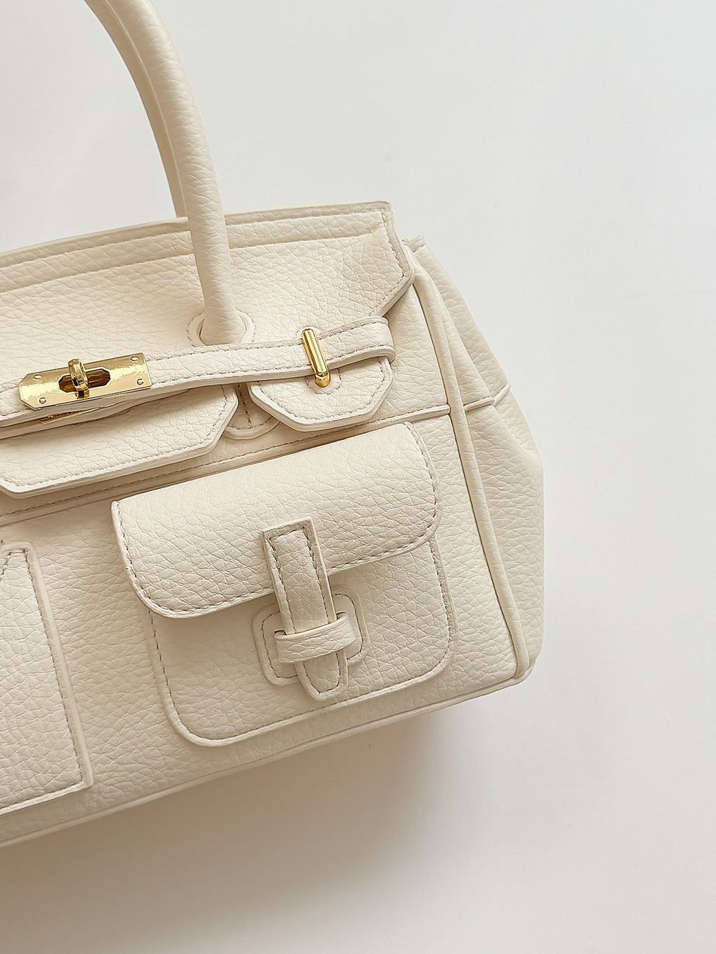 Modern Chic All-Season PU/Artificial Leather/Microfiber Leather Women's Crossbody Bags Other Bags | Color: White | Image 2