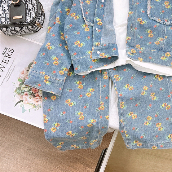Trendy Autumn 2-Piece Girls' Pants Suit, Ages 2-9 | Color: As the Picture | Image 3