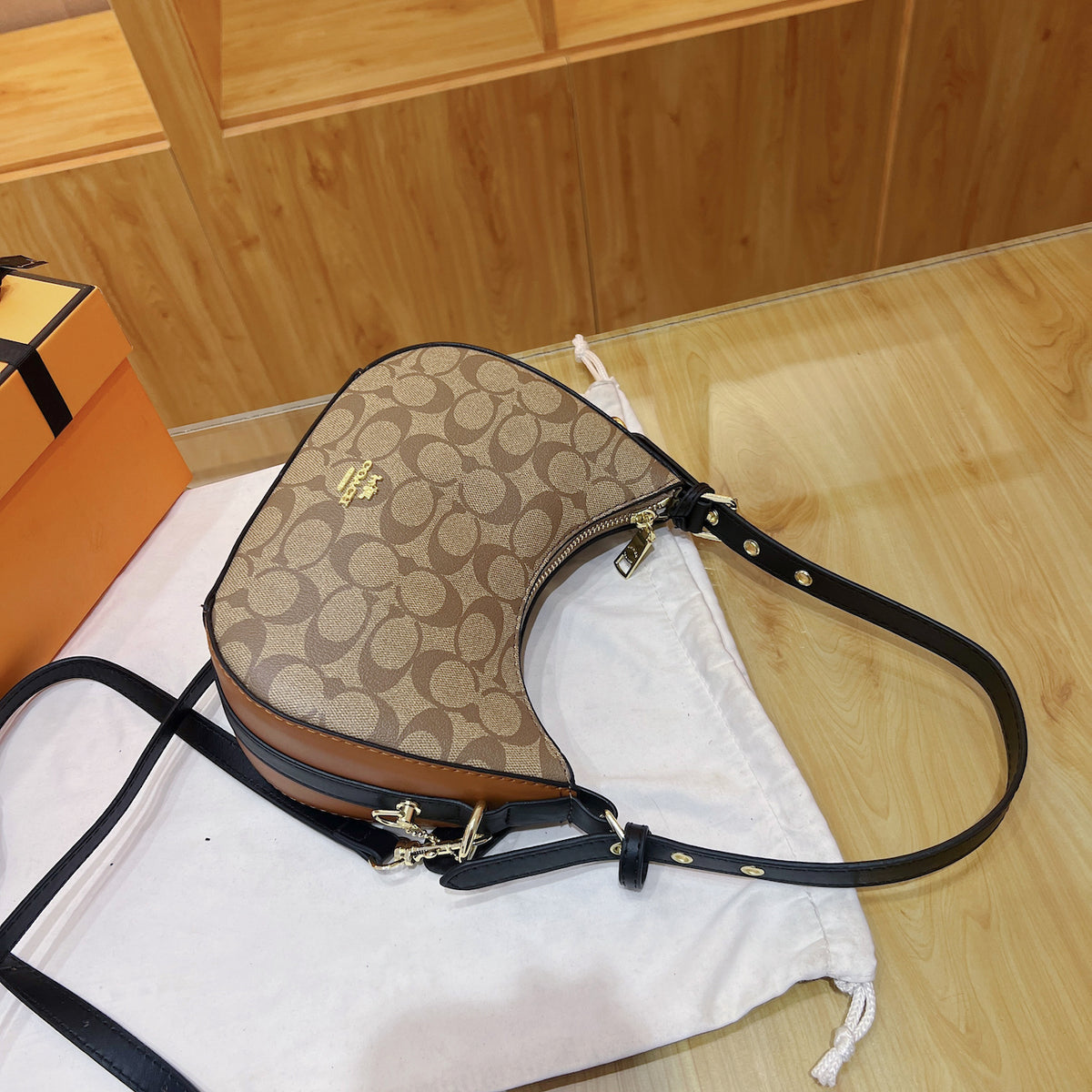 Modern Chic All-Season PU/Artificial Leather/Microfiber Leather Women's Shoulder Bags Underarm Bags | Color: Style 3 | Image 2