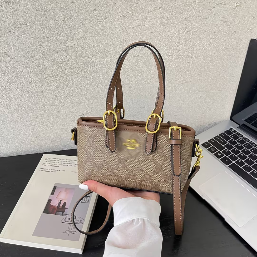 Modern Chic All-Season PU/Artificial Leather/Microfiber Leather Women's Handbags Other Bags | Color: Style 7 | Image 1