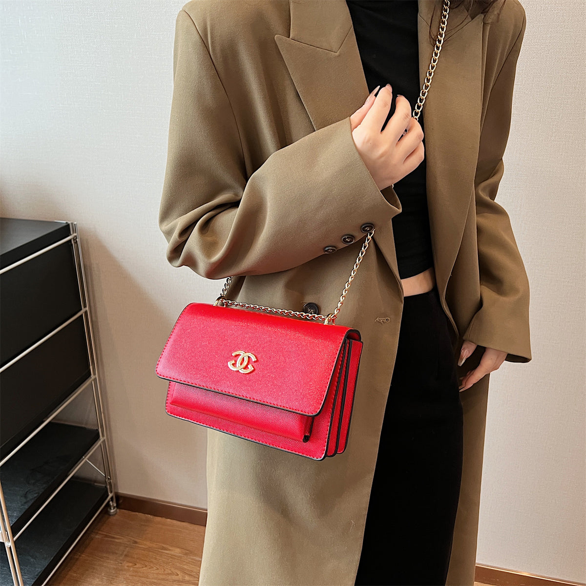Modern Chic All-Season PU/Artificial Leather/Microfiber Leather Women's Crossbody Bags Other Bags | Color: Red | Image 2