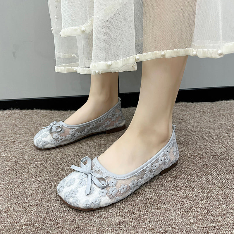 Modern Chic All-Season Lace/Mesh Women's Flat Shoes | Color: Grey | Image 1