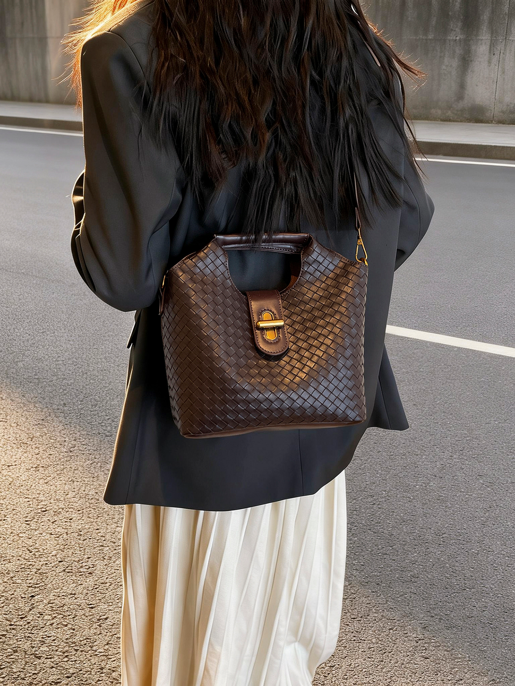 Modern Chic All-Season PU/Artificial Leather/Microfiber Leather Women's Crossbody Bags Other Bags | Color: Coffee | Image 3