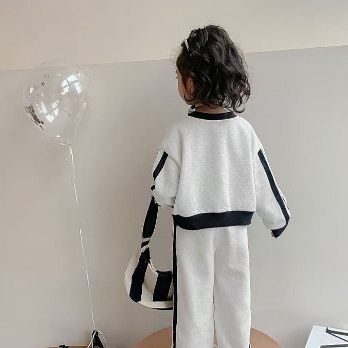 Casual Sporty Autumn 2-Piece Girls' Pants Suit, Ages 3-11 | Color: As the Picture | Image 3